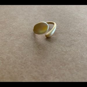Gold ring